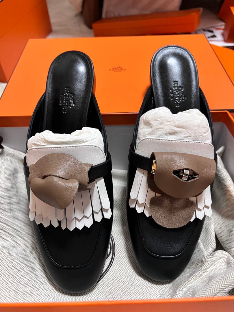 エルメス《ケリー》バックル ミュール 《オズ》