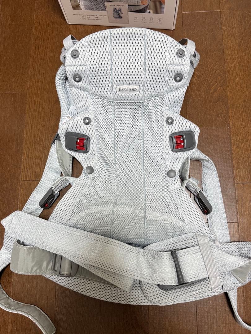 BABYBJÖRN ハーモニー　抱っこ紐 メッシュ シルバー BABYBJORN（ベビービョルン） 抱っこ紐 ハーモニー シルバー メッシュ
