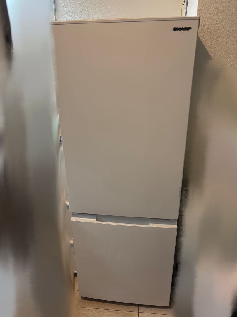 値下げSHARP 冷蔵庫 179L SJ-D18-W 2023年製 ※9月末発送 シャープ 冷蔵庫 179L 左右付替 2ドア 幅49.5cm 一人暮し向け どっちも
