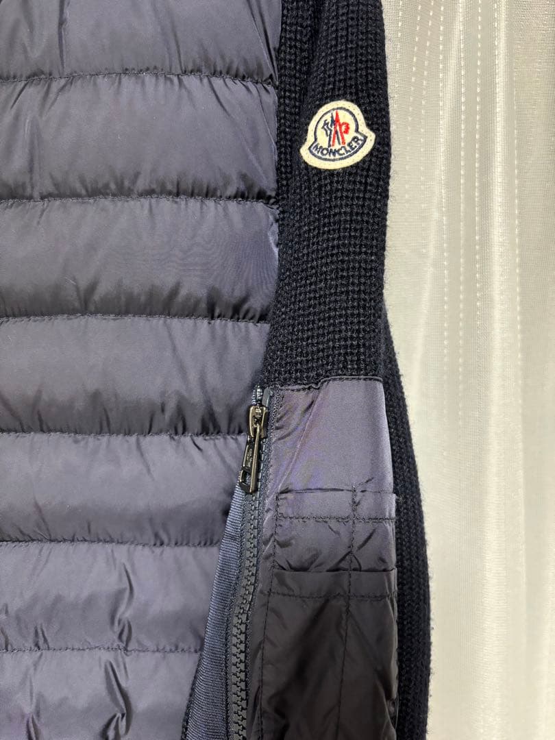 Moncler モンクレール ハイブリッドダウン ニット フード付き ネイビー