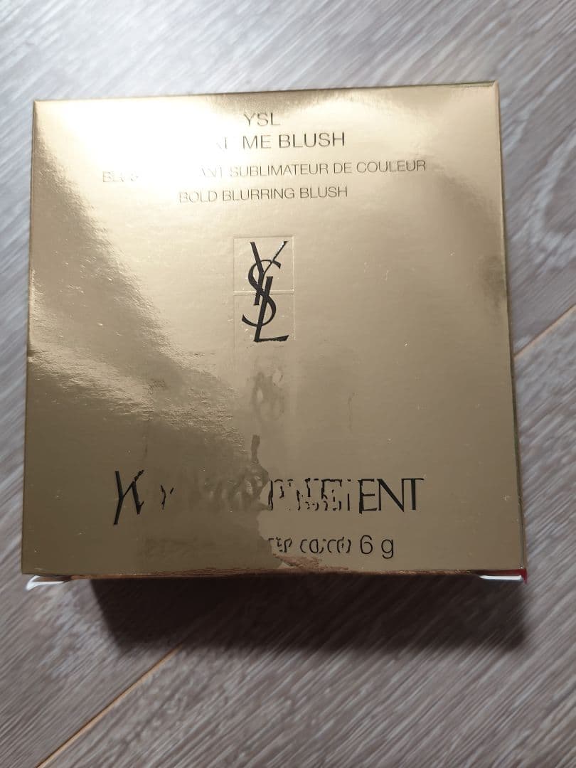 お値下げ！YSL☆未開封 MAKE ME BLUSH 06 ROSE HAZE イヴ・サンローラン / YSL メイクミーブラッシュ パウダー 06 ローズ