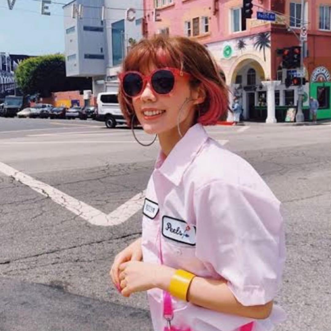 新品 仲里依紗さん着用 GUCCI グッチ サングラス ラメピンク 0035