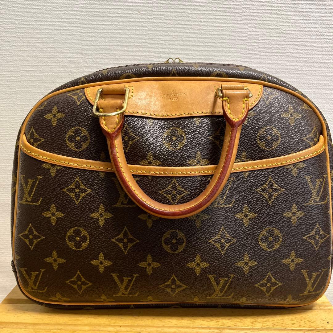 サボテン科大事典: 266属とその種の解説 伊藤 芳夫 未来社 新品 絶版