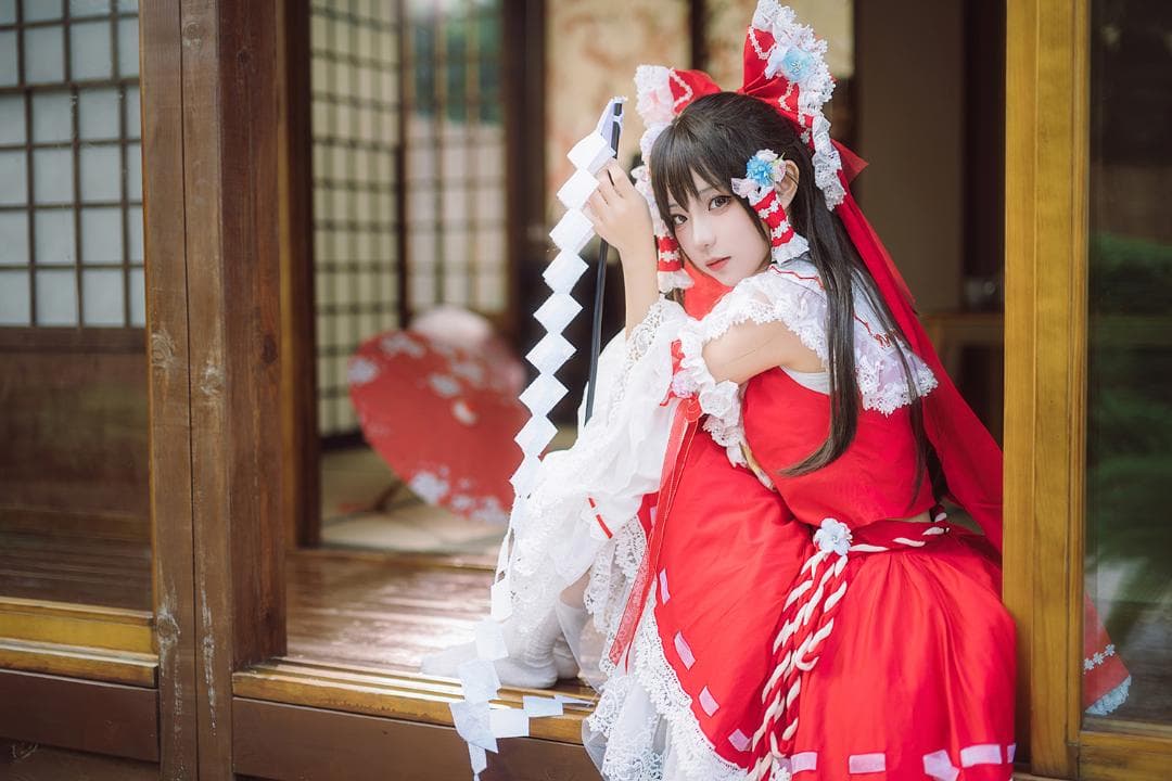 即日出荷 東方Project 博麗霊夢 花 コスプレ Mサイズ 森森仙 - メルカリ