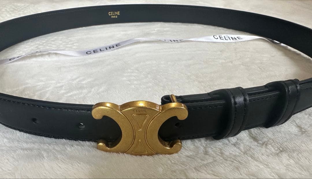 CELINE ブラックレザー ベルト ゴールドバックル 90 - メルカリ