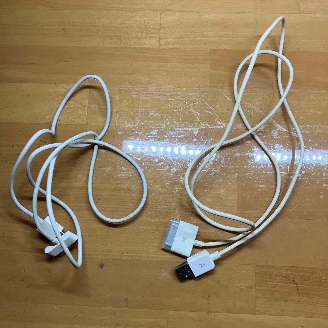 iPod classic 30GB ➕ iPod用モバイルバッテリー セット - メルカリ