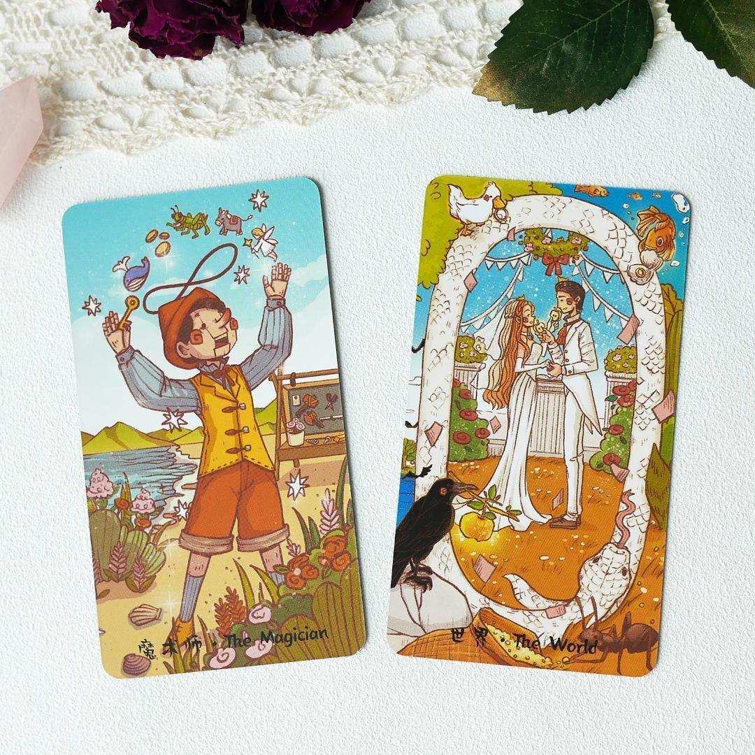正規品タロットカード】豪華箔押し仕様✨童話や物語を描いた絵本のよう