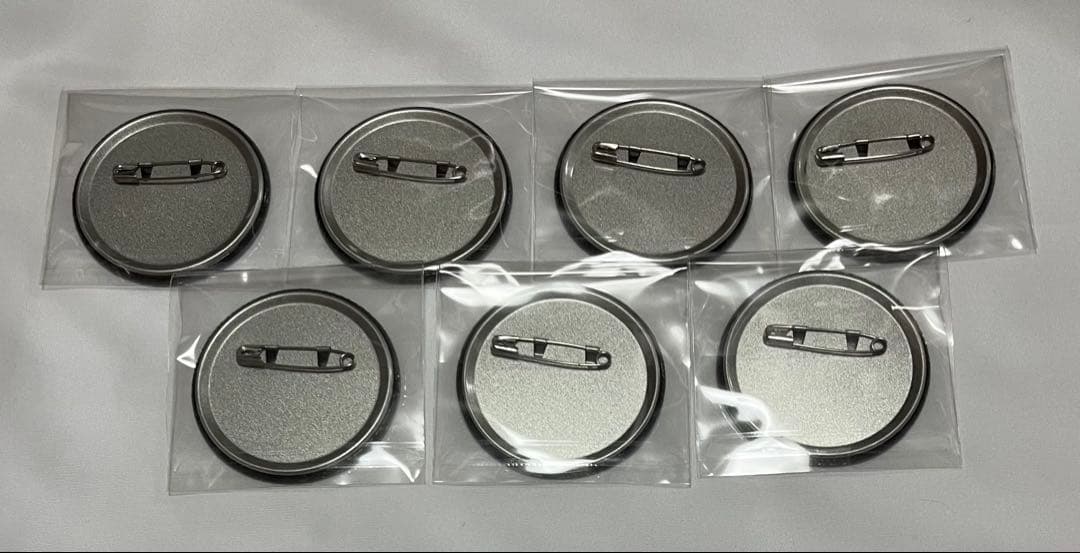 佐伯イッテツ 缶バッジ 放課後オリエンス - メルカリ