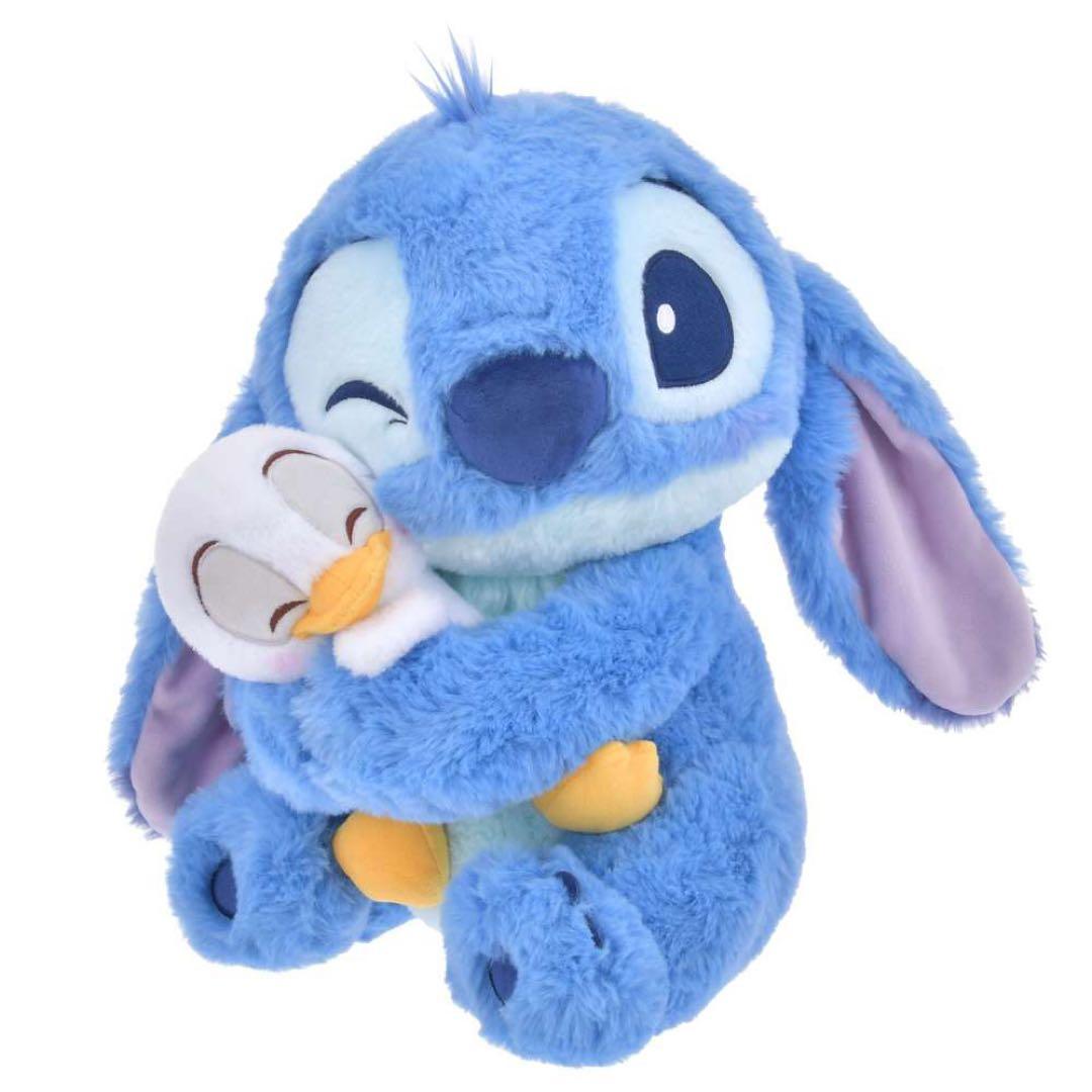 スティッチ ぬいぐるみ ディズニーストア 限定 Hug Stitch Day - メルカリ