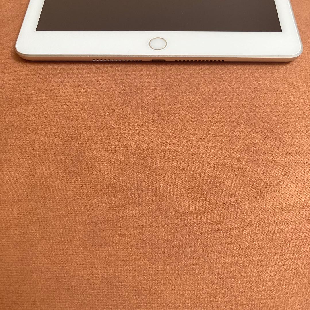 44 電池良好 比較的美品 iPad6 第6世代 32GB WIFIモデル