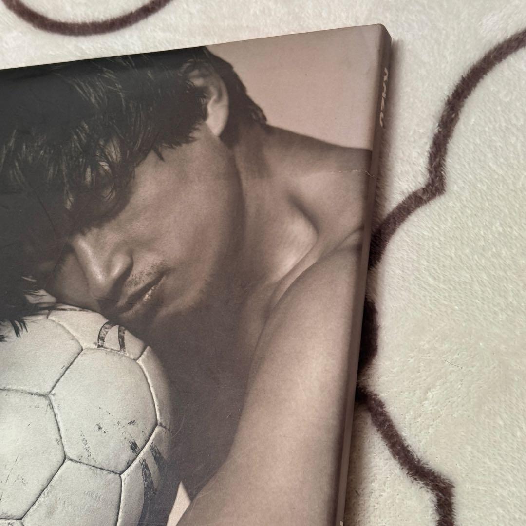 三浦知良 ハーブ・リッツ 写真集「KAZU（三浦知良)」 - メルカリ