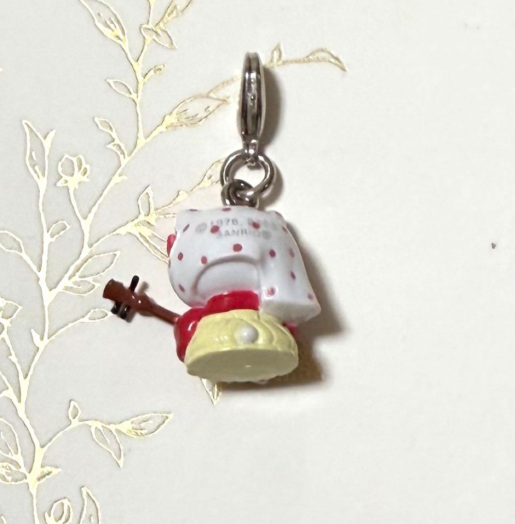 ご当地キティ♡青森限定津軽三味線バージョン⭐︎ストラップ根付