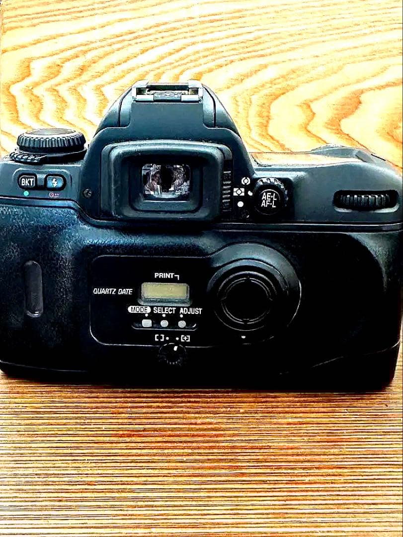 Nikon F80 フィルム一眼レフカメラ レンズ付き - メルカリ