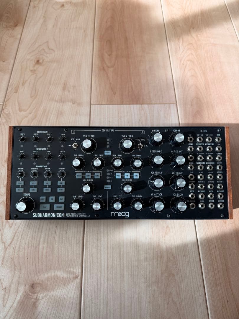 Moog Subharmonicon アナログシンセサイザー MOOG ( モーグ ) SUBHARMONICON アナログシンセ 送料無料 | サウンドハウス