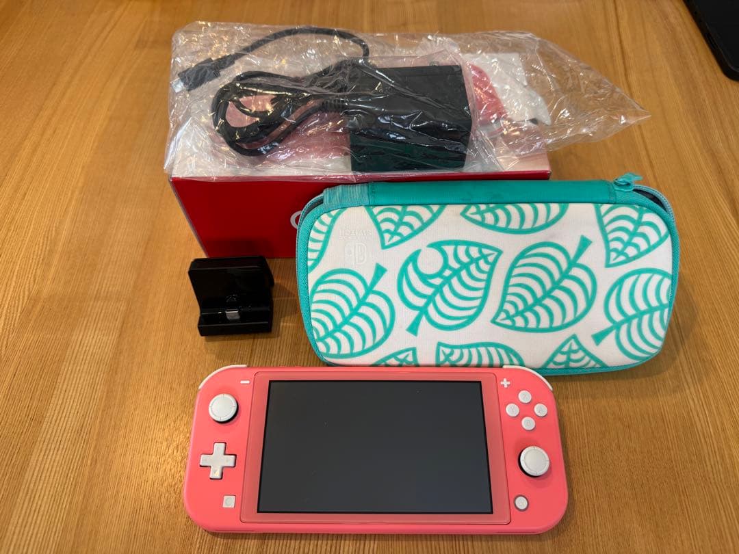 Nintendo Switch Lite（コーラル） Nintendo Switch™ Lite - Coral - REFURBISHED - Nintendo Official Site
