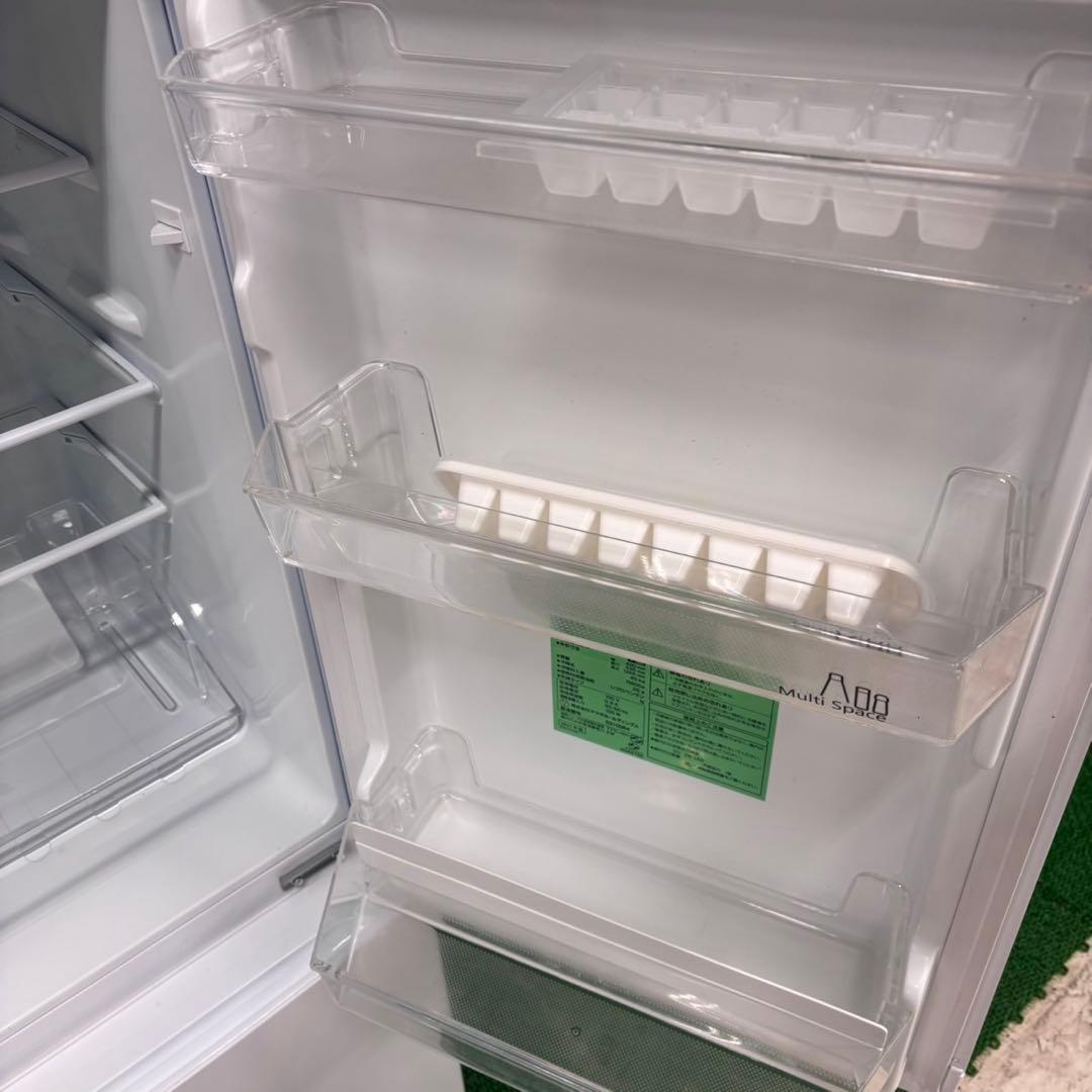 629 関東 格安 半年保証 冷蔵庫 小型 一人暮らし 200L弱 洗濯機も有り