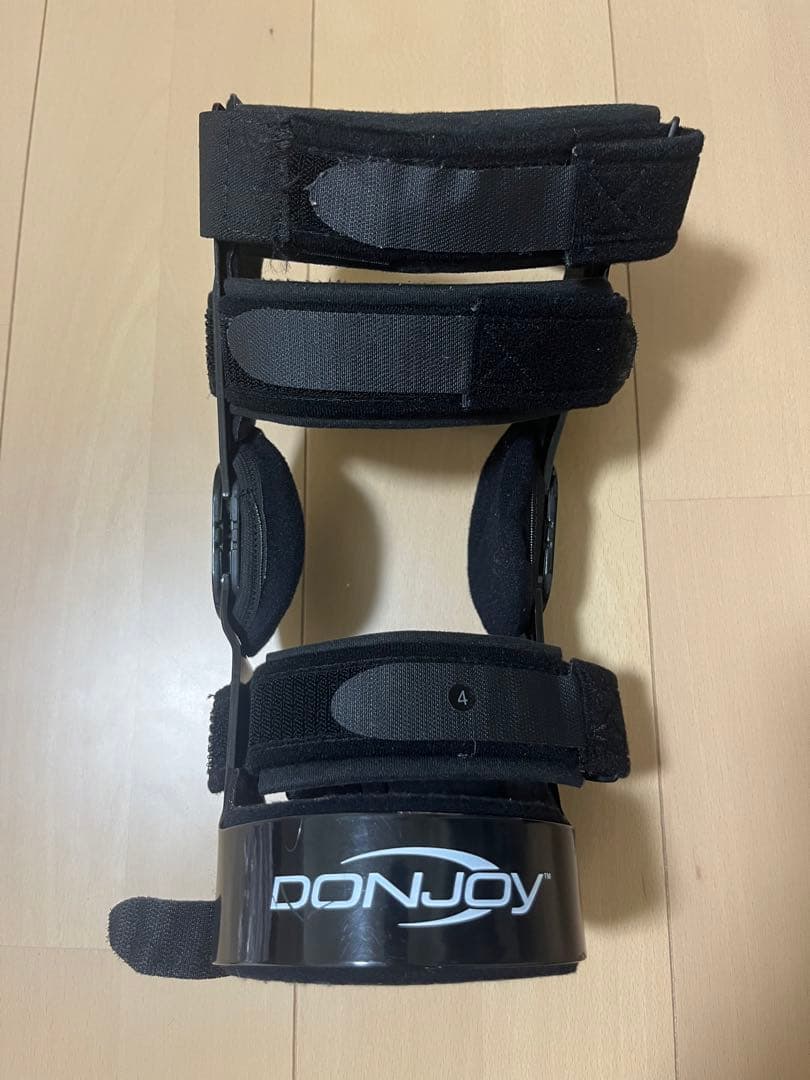 Donjoy ドンジョイ CI用 右脚 4TITUDE 膝関節用装具 サポーター - メルカリ