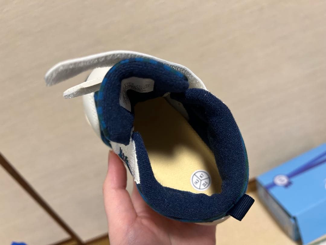 【9月限定値下】asics×Familiar チェック柄スニーカー　14.5cm