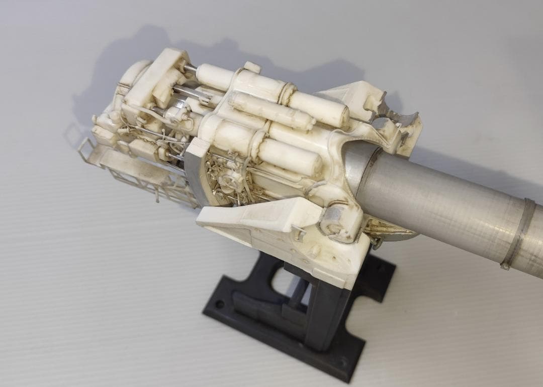 戦艦大和 46cm主砲組み立てキット(1/48スケール) 右砲 - メルカリ