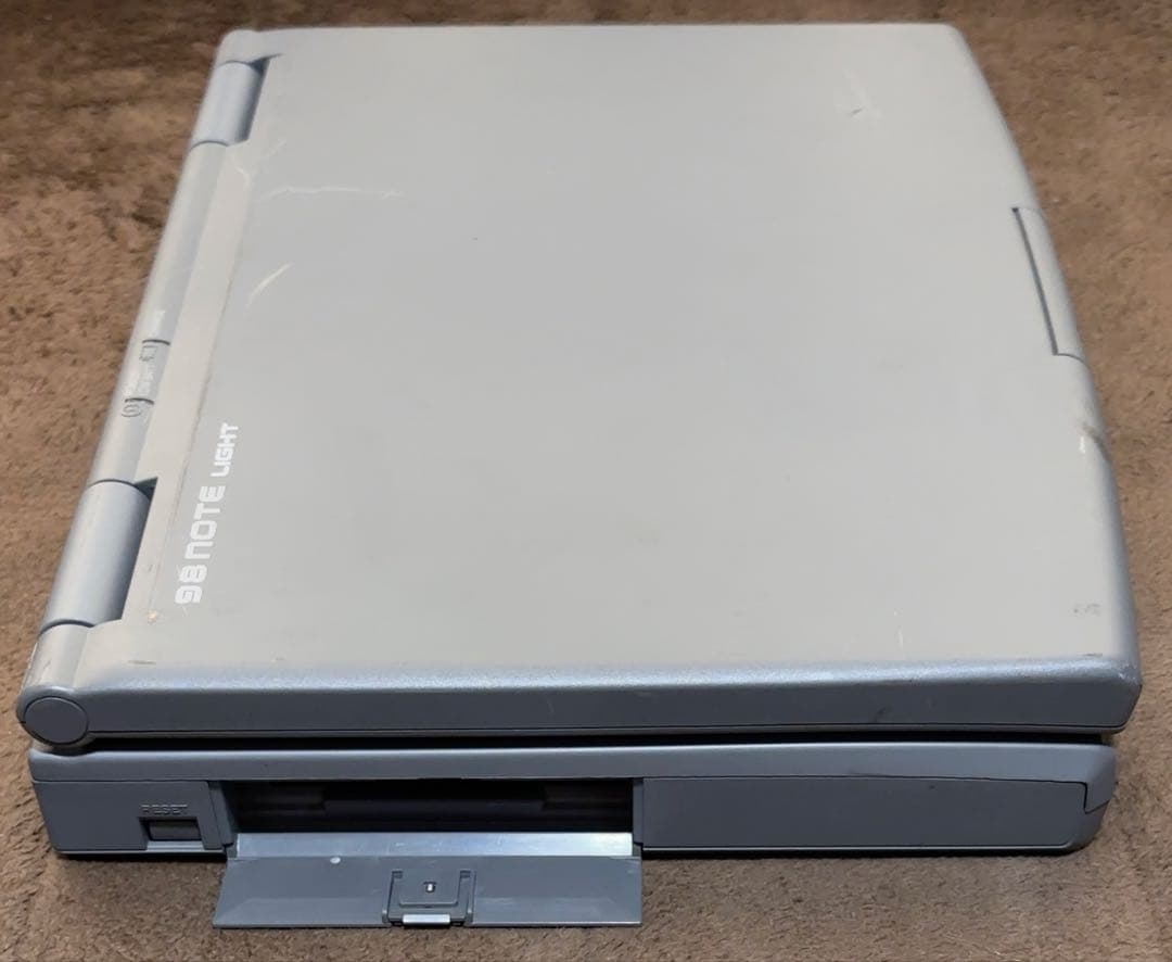 ジャンク品】NEC PC-9821Lt2/3A 【動作未確認】