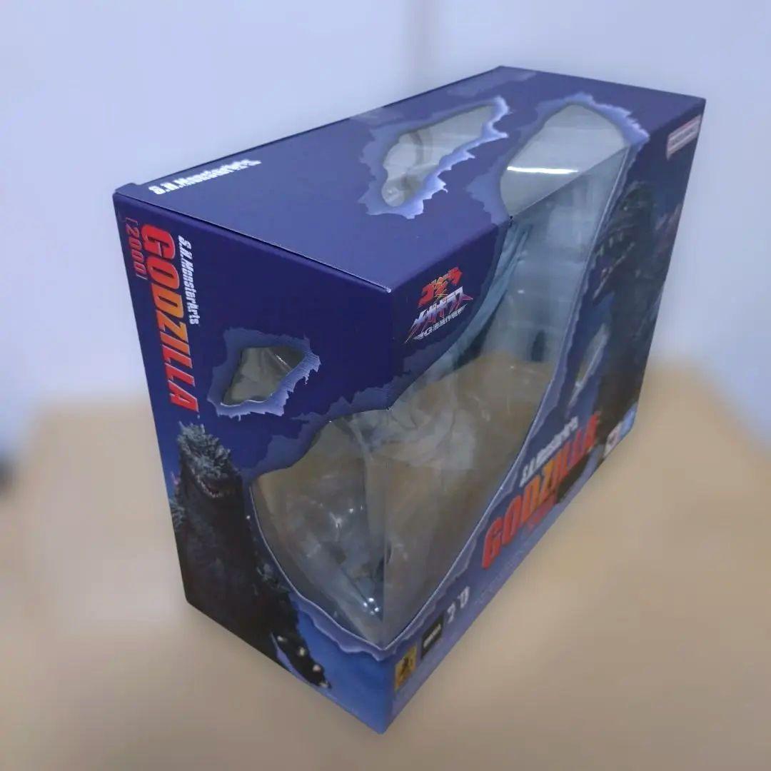 【新品未使用品】S.H.MonsterArts ゴジラ 2000