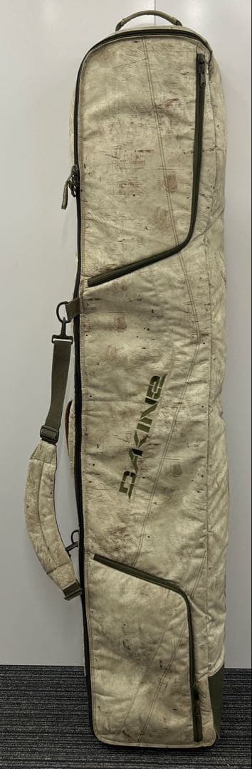 DAKINE ダカイン　ウィール付き　オールインバック DAKINE ダカイン ウィール付き オールインバック DAKINE ダカイン