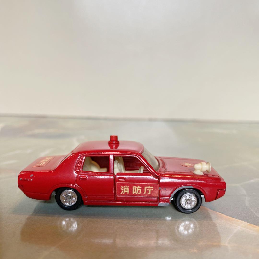 トミカNO.27 トヨタクラウンファイアチーフカー 1Eホイール 黒箱 日本