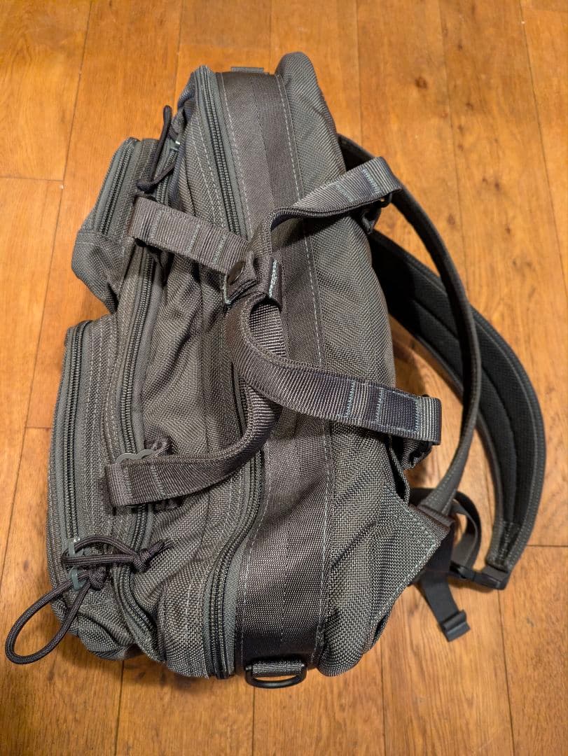 BRIEFING×TOMORROWLAND NEOTRINITY LINER値下 - バッグ卸売り