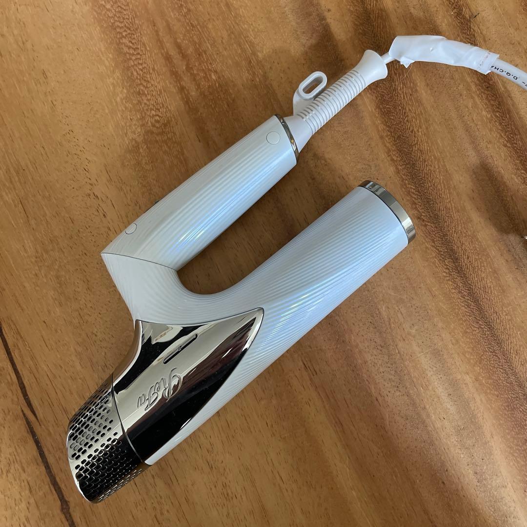 ジャンク品】リファ RE-AN-02Aヘアドライヤー ホワイト