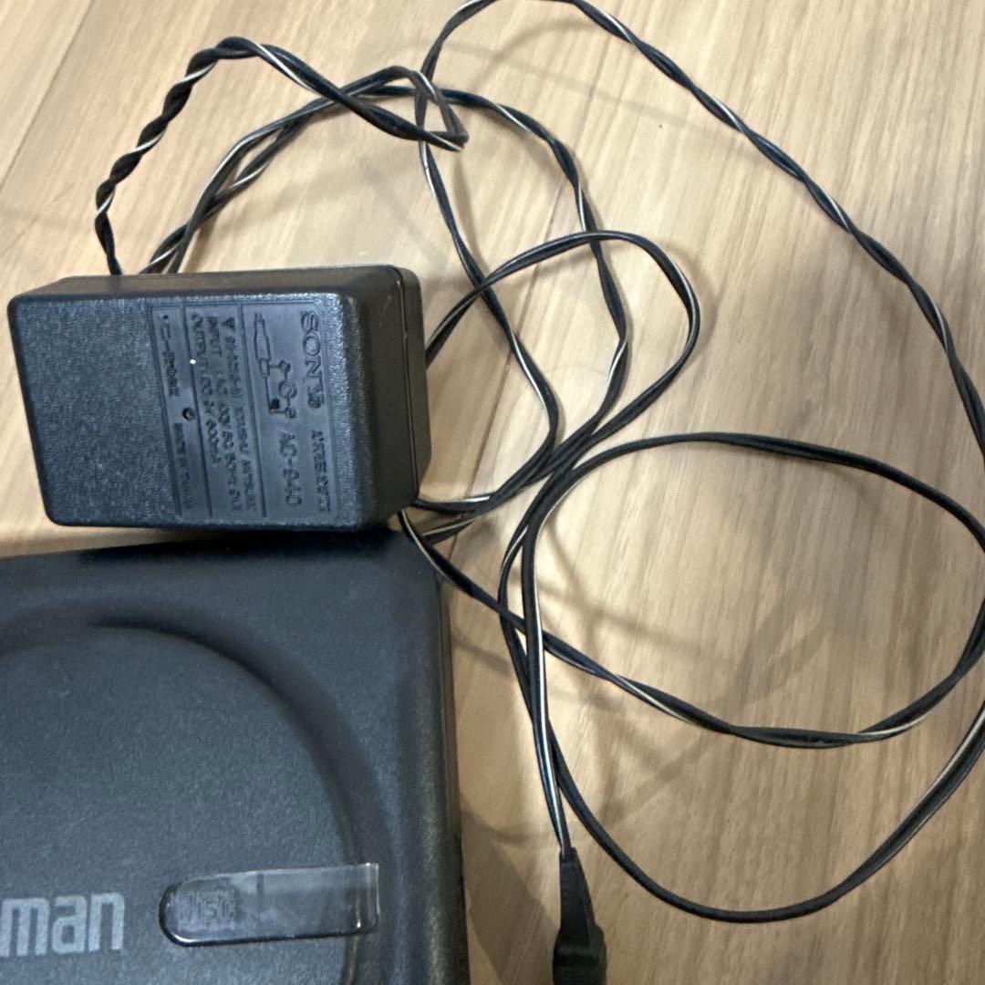 ジャンク】SONY ポータブルCDプレーヤー Discman D-22 - メルカリ