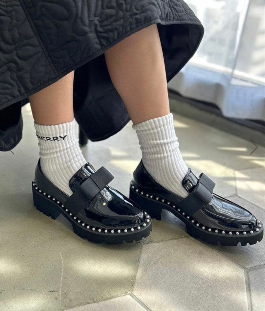 美品 Akiron x Donoban パールリボンローファー - メルカリ