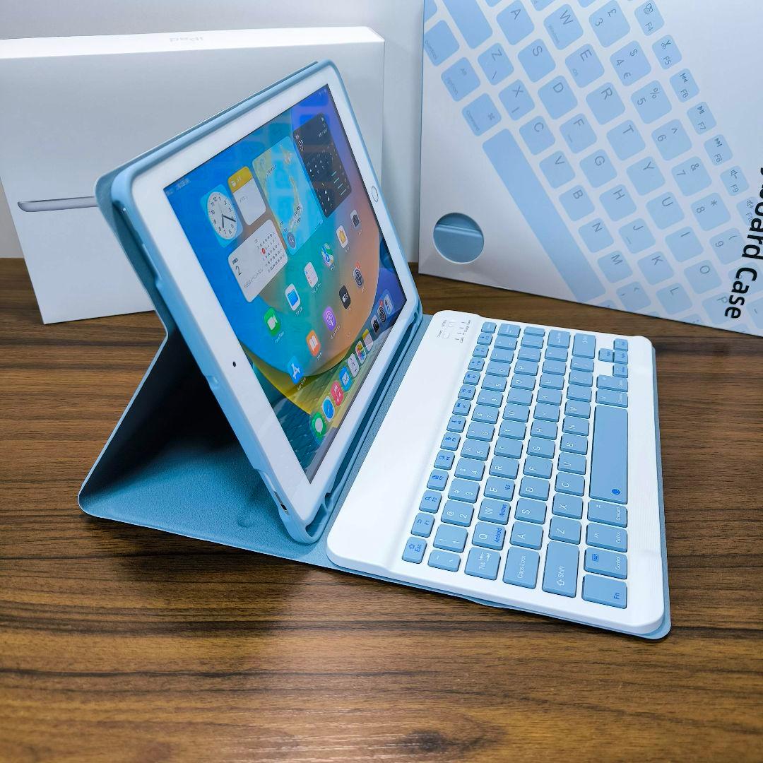 iPad 第5世代 Simフリー 128GB ケースとキーボードセット - メルカリ