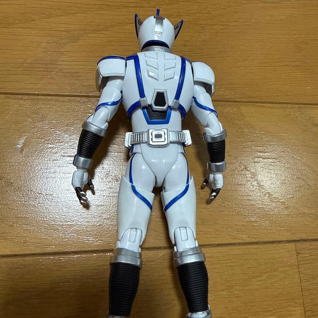 S.H.Figuarts 真骨彫製法 仮面ライダーサイガ - メルカリ