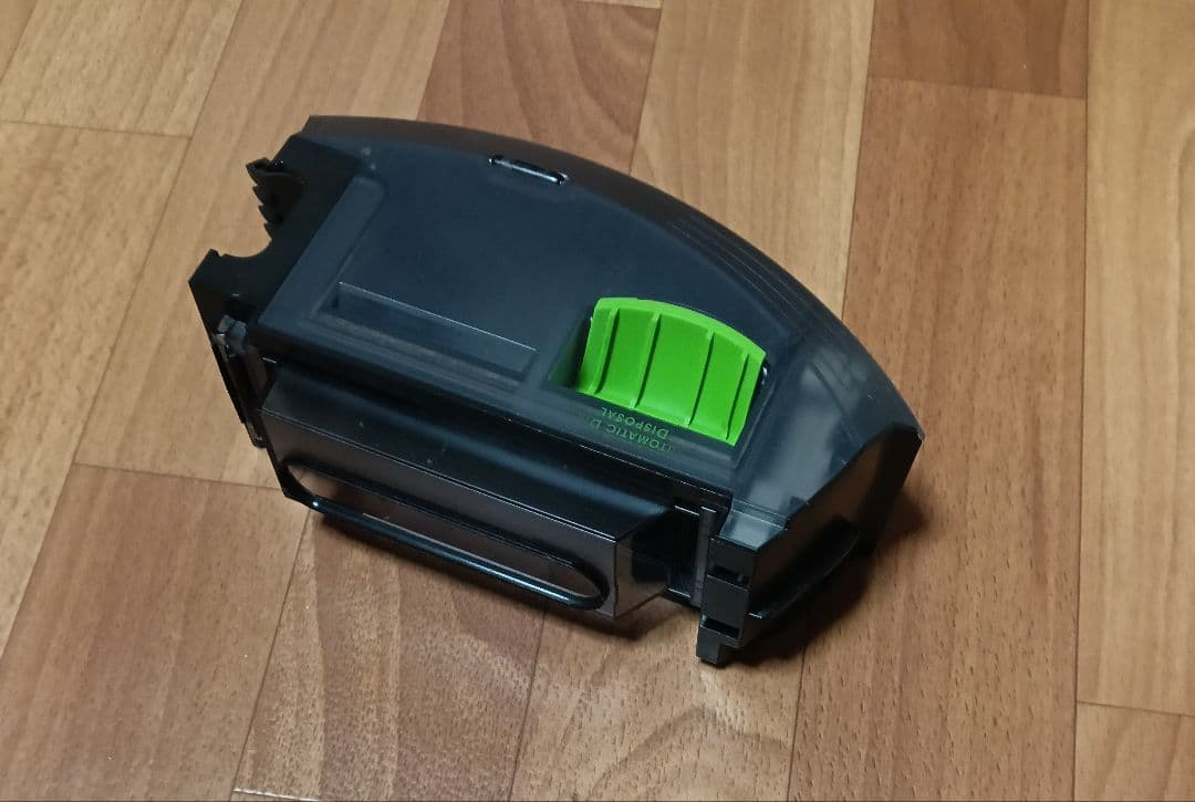 ルンバiRobotクリーンベース専用ダストボックス純正品 - メルカリ