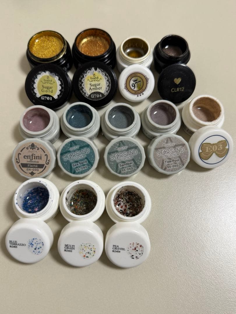 プロ/カラージェル55色まとめ売り/1つあたり150円/INITY/VETRO - メルカリ