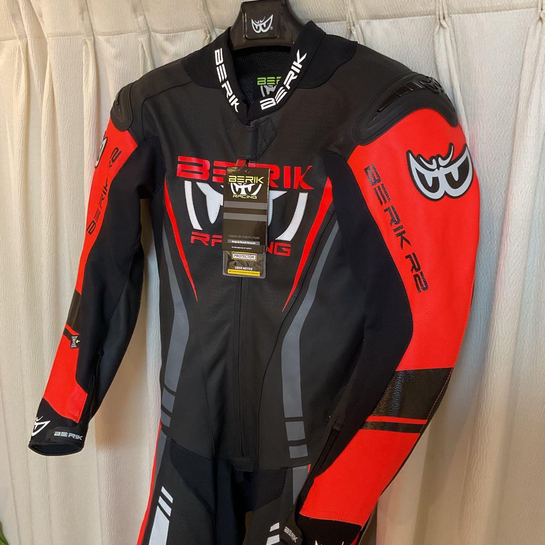 未使用】BERIKベリックレーシングスーツ54サイズBk.Re. - メルカリ