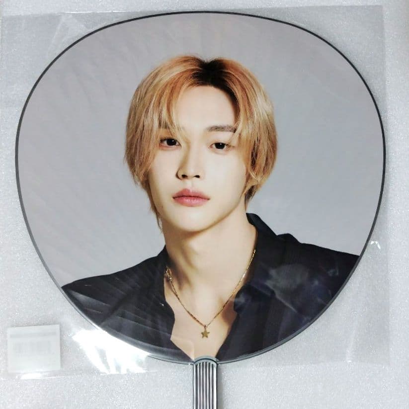 RIIZE うちわ ウォンビン - メルカリ