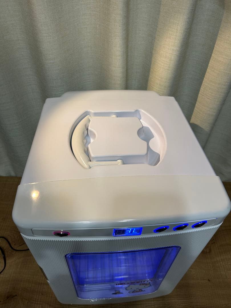 ☆ポータブル保冷温庫25L ハローキティ 当選