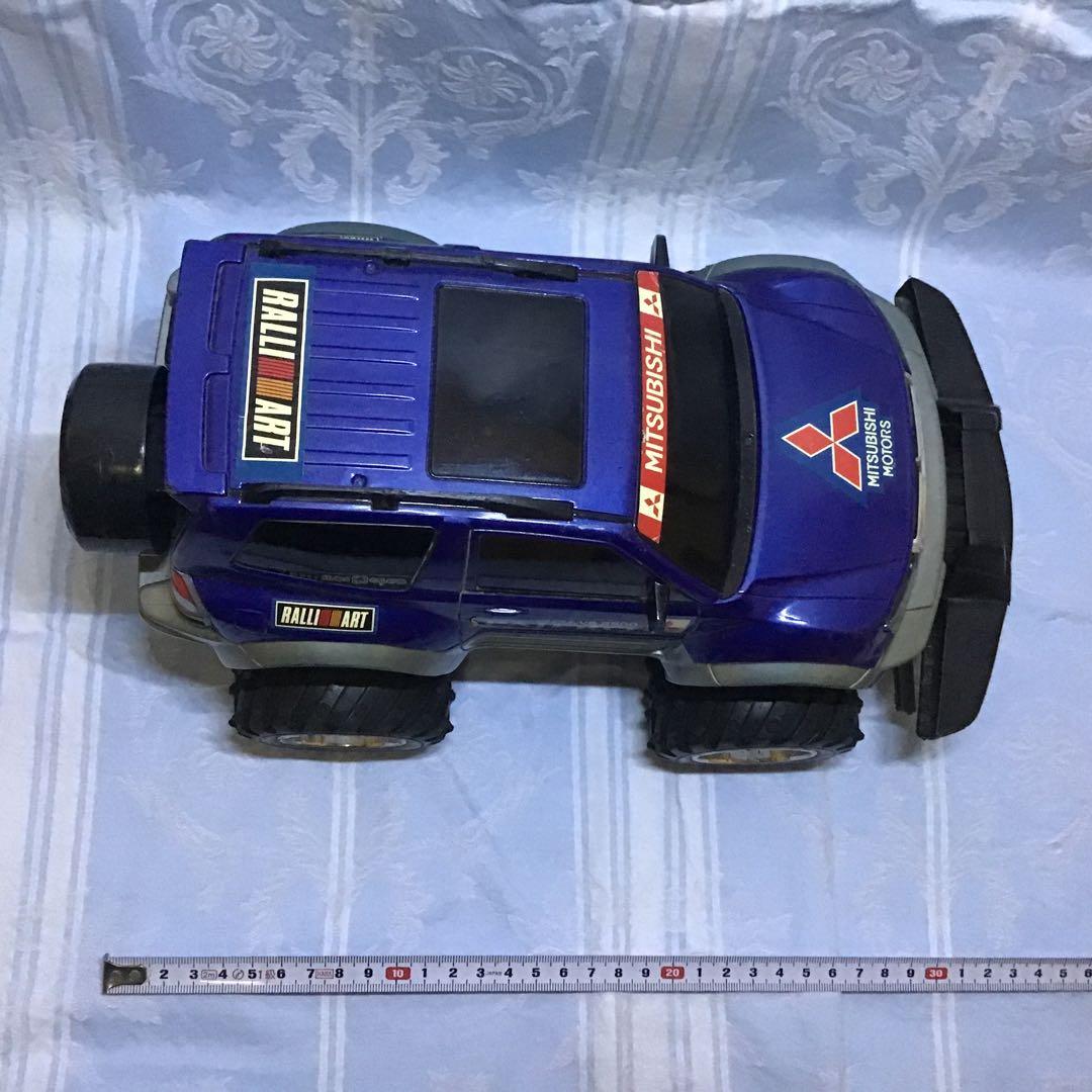 ラジコンカー（三菱パジェロ） - メルカリ