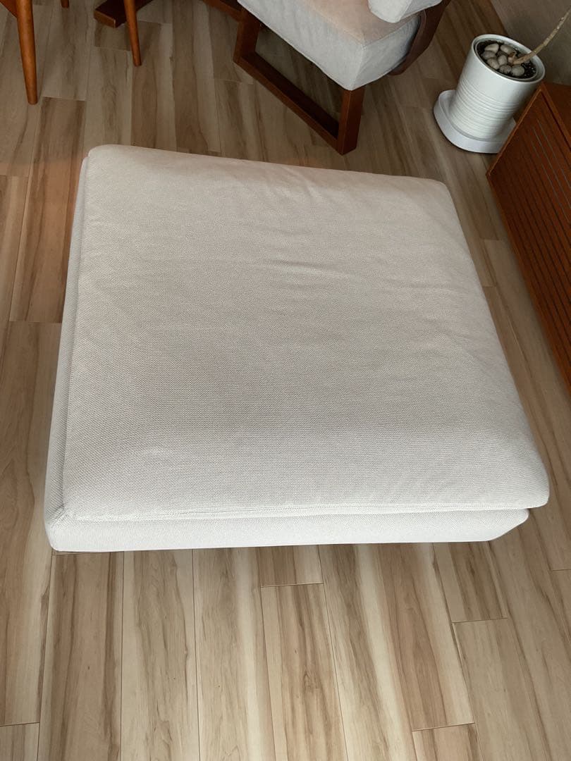 《送料込み》ソーデンハムン　オットマン　ライトベージュ　ソファ