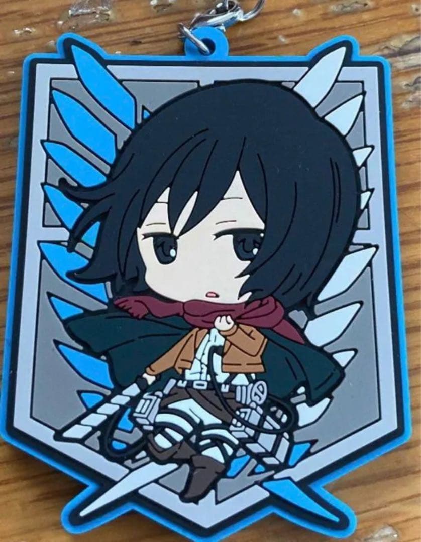 希少 進撃の巨人 ミカサ・アッカーマン ラバーストラップ - メルカリ