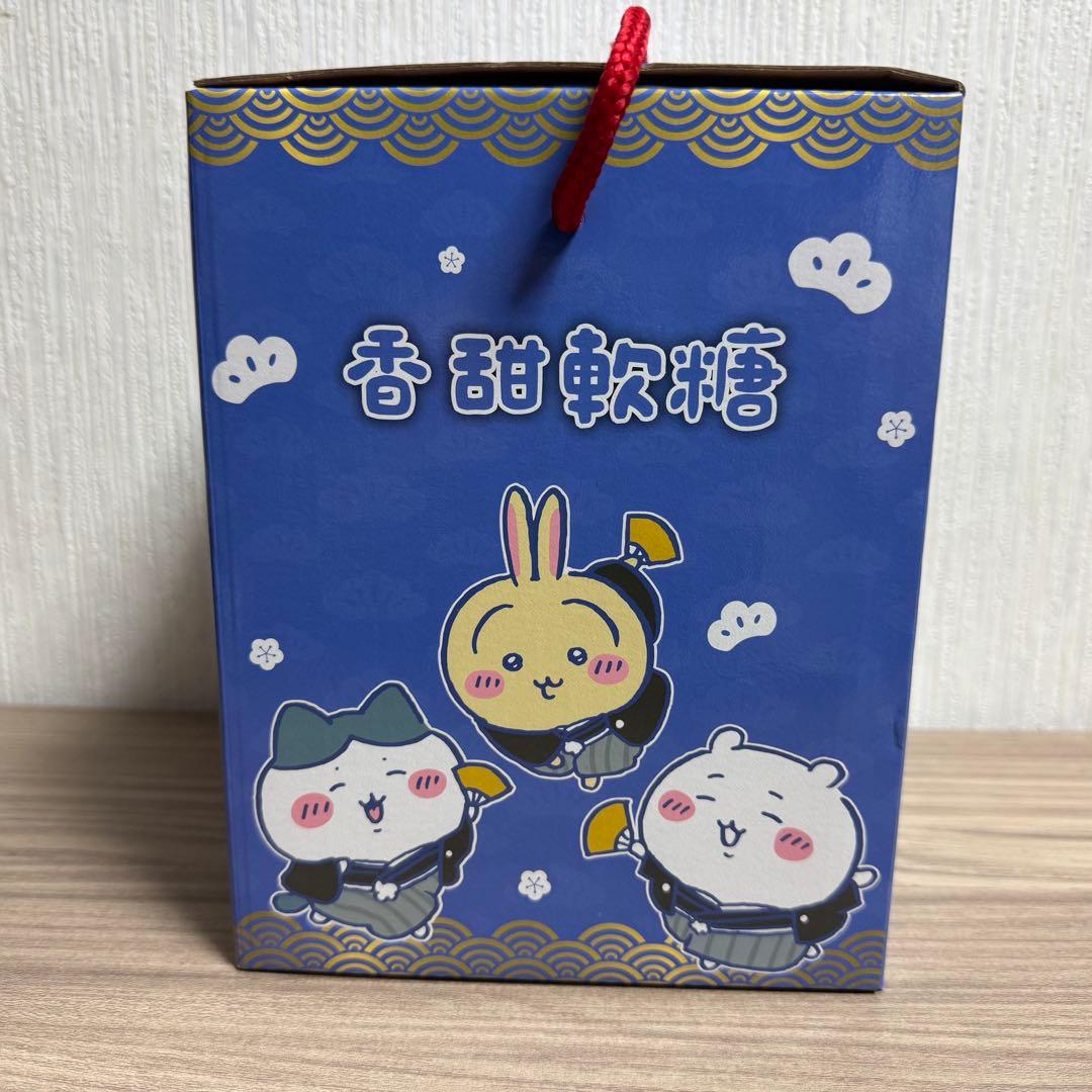 ちいかわ ダルマ型 貯金箱 ちいかわ ハチワレ 台湾 セブンイレブン