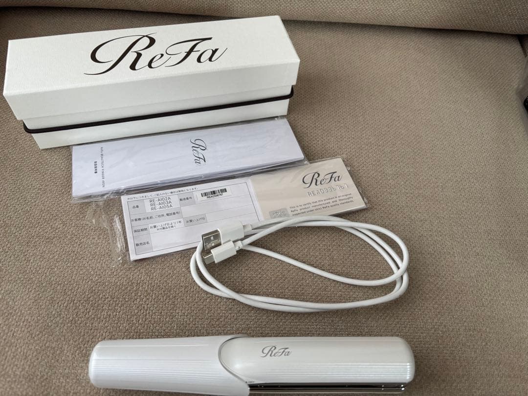 リファ　ビューテック フィンガーアイロン ホワイト ReFa BEAUTECH FINGER IRON（リファビューテック フィンガーアイロン