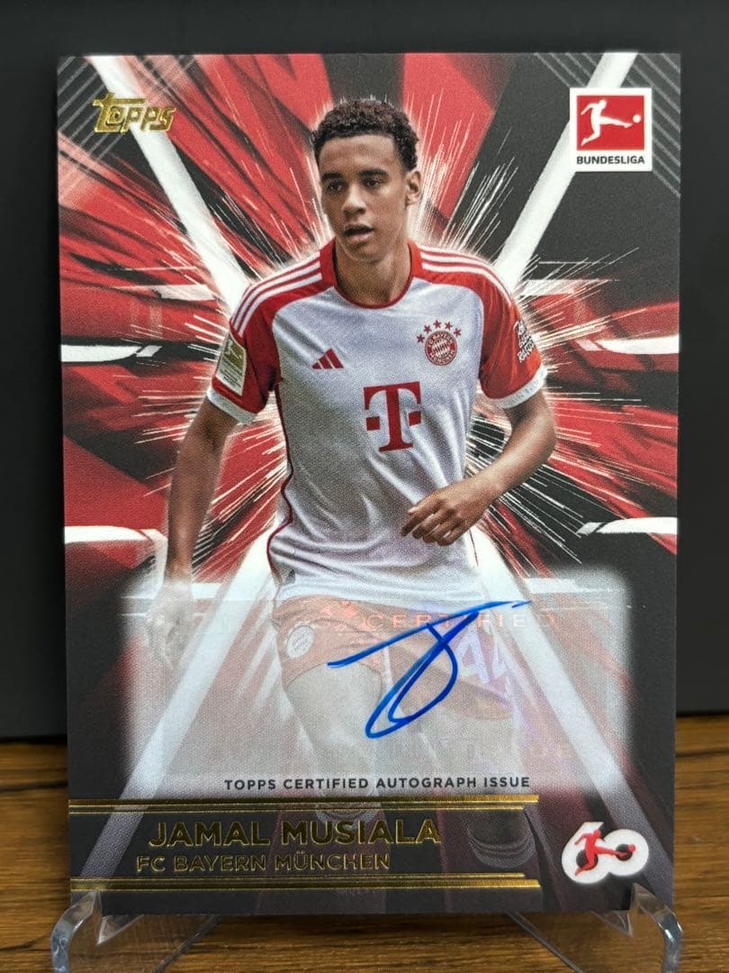 ブンデス60周年記念】ムシアラ 直筆サインカード - メルカリ