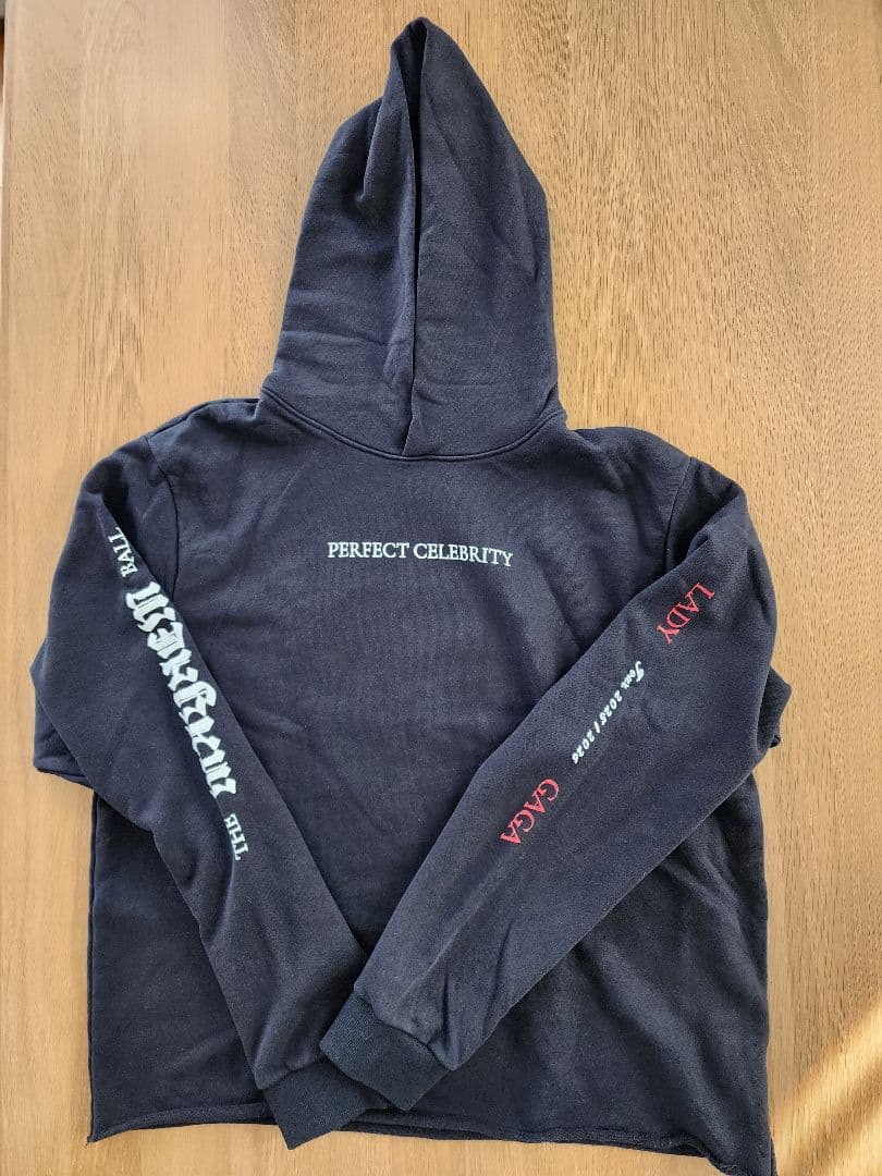 レディガガ2026年東京ドームコンサート　グッズ（トレーナー新品 Lサイズ） LADY GAGA OFFICIAL MERCHANDISE情報 - レディー・ガガ