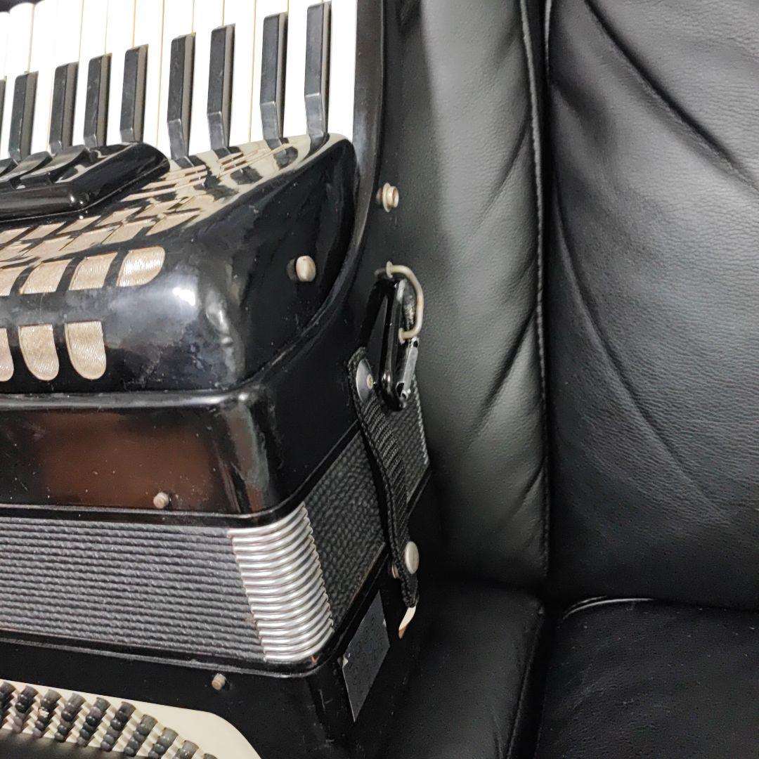 め*か様 TOMBO アコーディオン 34鍵 80ベース式 トンボ