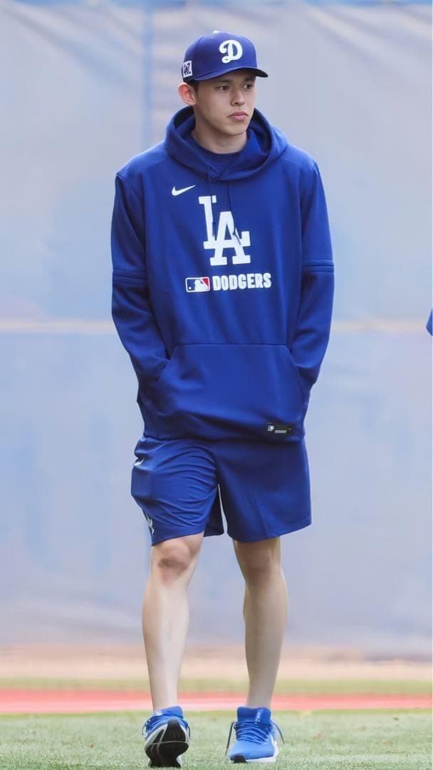 Мサイズドジャース選手着用パーカー ナイキ 大谷翔平 山本由伸