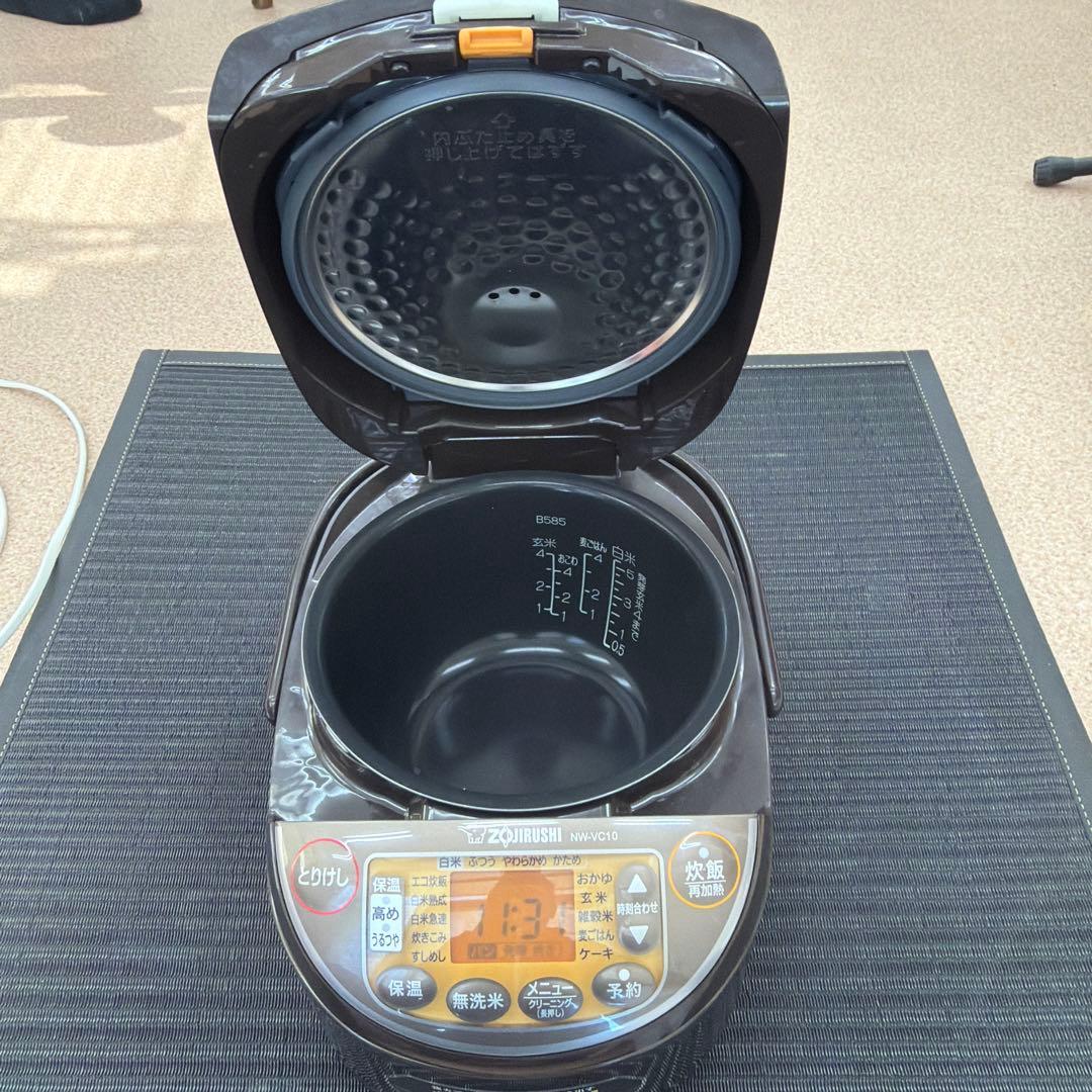 Zojirushi NW-VC10 炊飯器 1.0L 黒