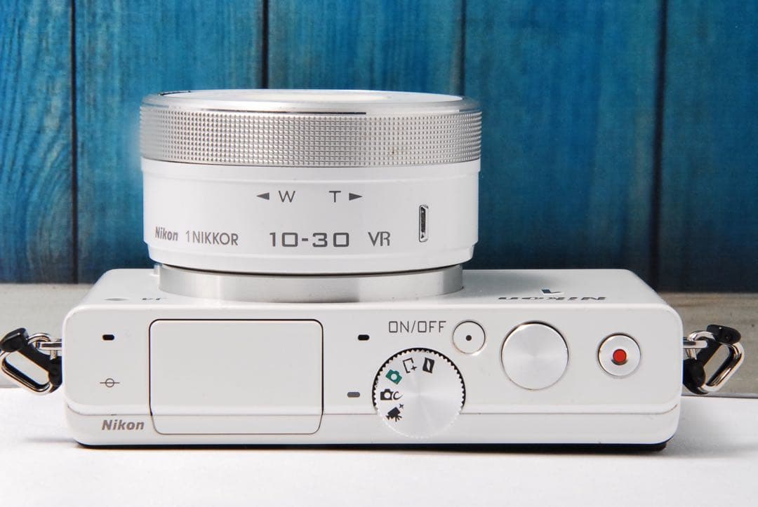 返品保証】Nikon1 J4 標準レンズキットニコン Wi-Fi ホワイト - メルカリ