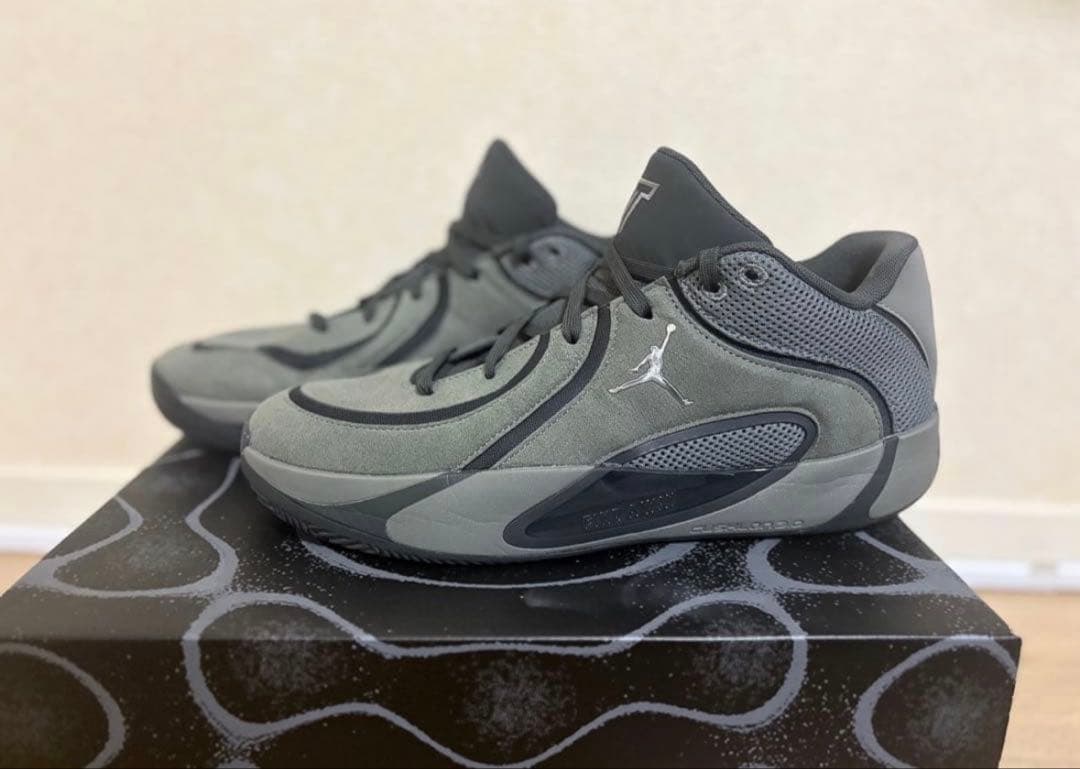 Jordan テイタム 4 スモークグレー バスケットボールシューズ - メルカリ